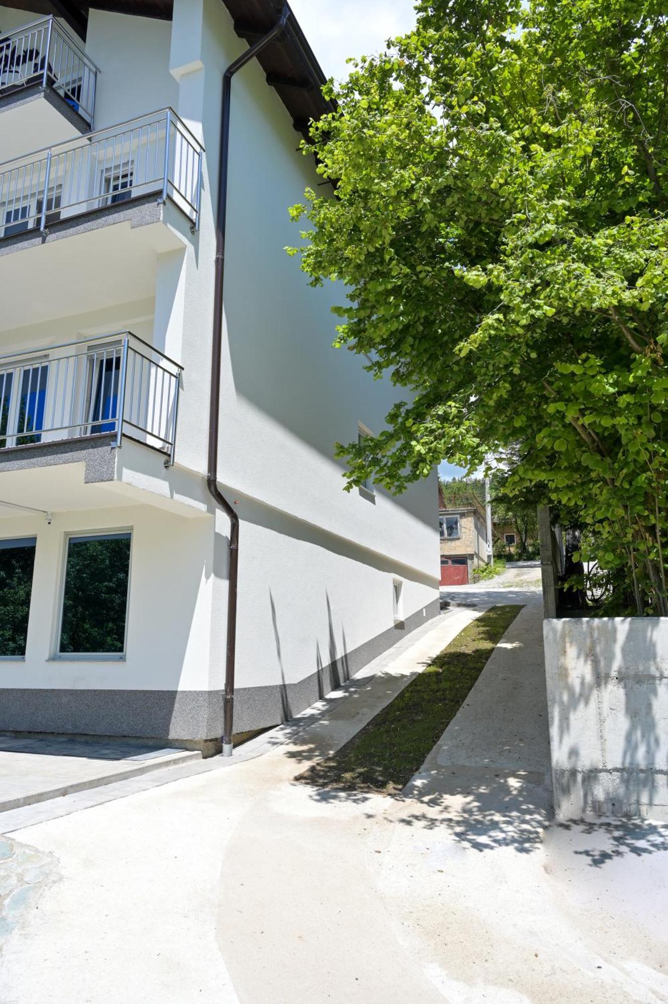 Villa Anita Яйце Экстерьер фото