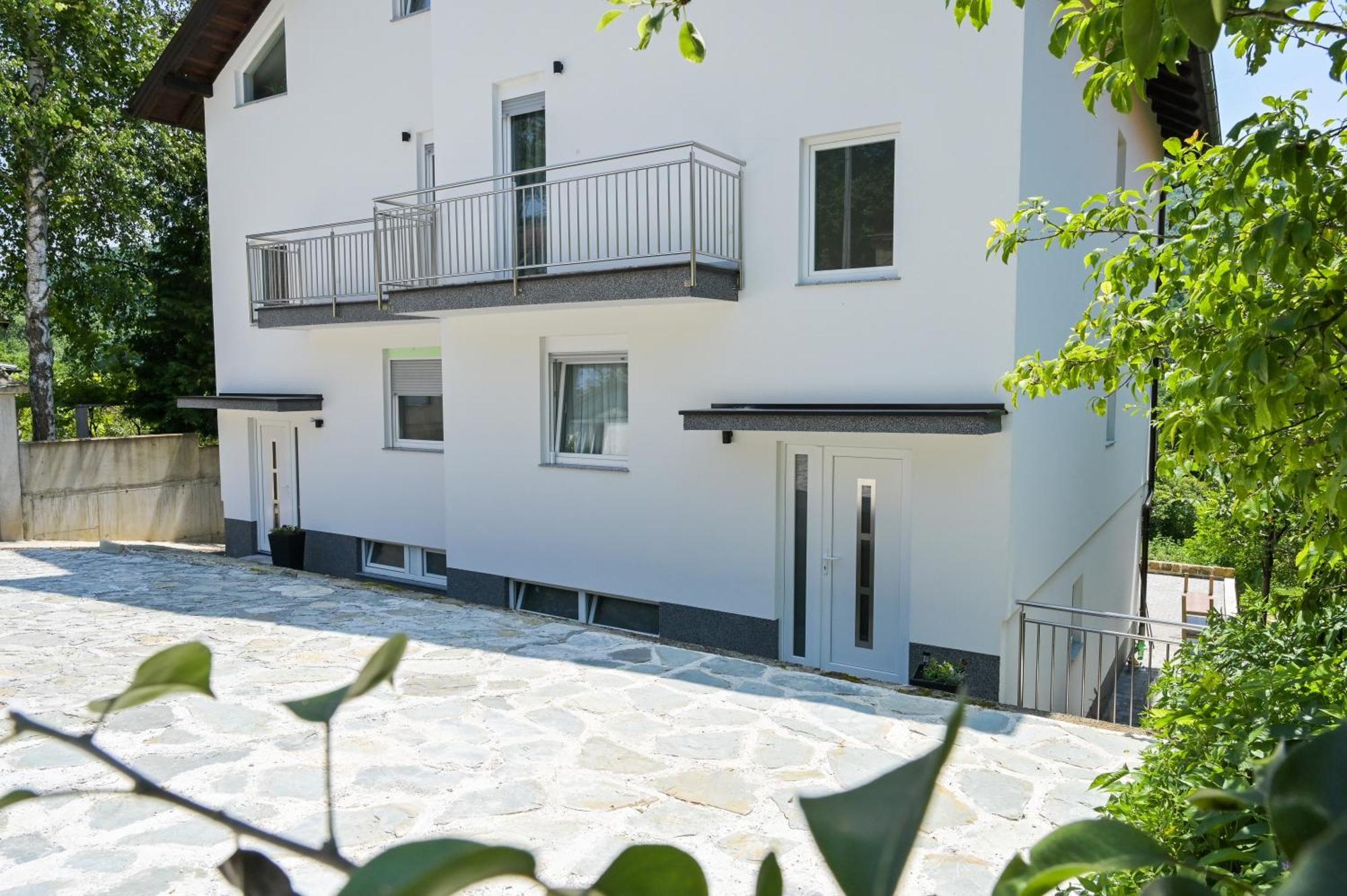 Villa Anita Яйце Экстерьер фото