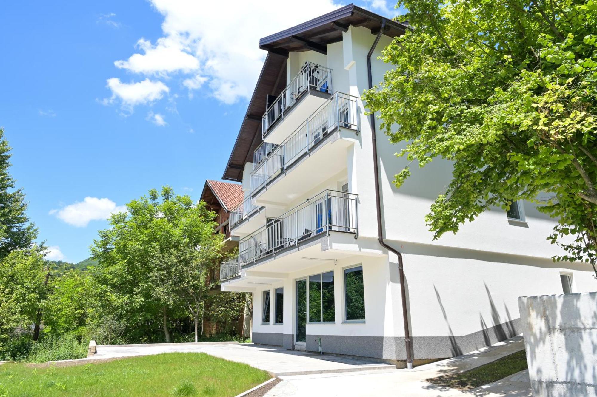 Villa Anita Яйце Экстерьер фото